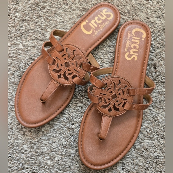 Circus by Sam Edelman Tan Canyon Medallion Sandals Size 9 - Picture 1 of 4